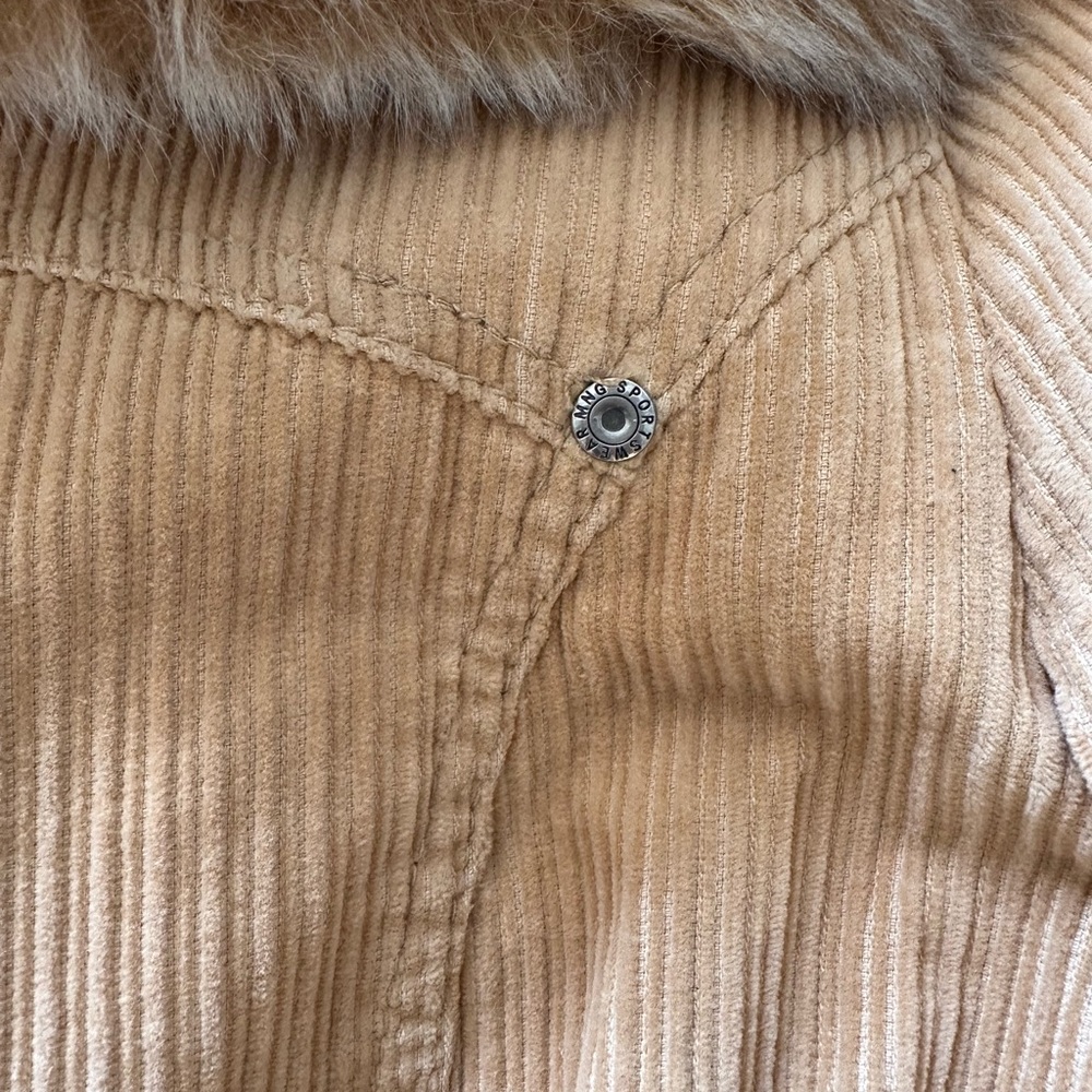 Mango - Picture 6 of 9